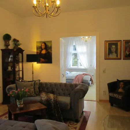 Apartment Villa Freia Dresden - Exklusive Ferienwohnung Zum Erholen & Entspannen Dresden