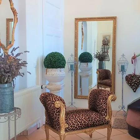 Villa Freia Dresden - Exklusive Ferienwohnung Zum Erholen & Entspannen *