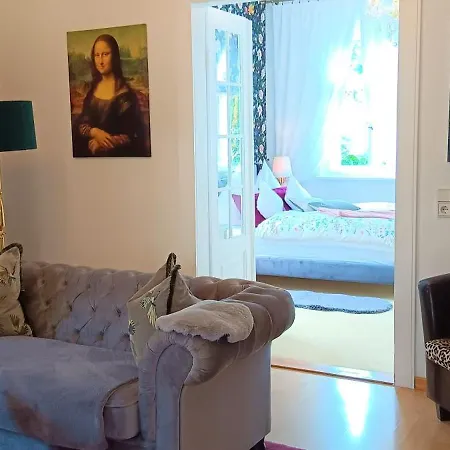 Villa Freia Dresden - Exklusive Ferienwohnung Zum Erholen & Entspannen *