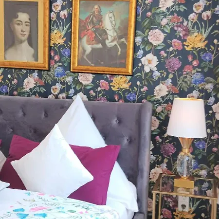 Villa Freia Dresden - Exklusive Ferienwohnung Zum Erholen & Entspannen Apartment Dresden