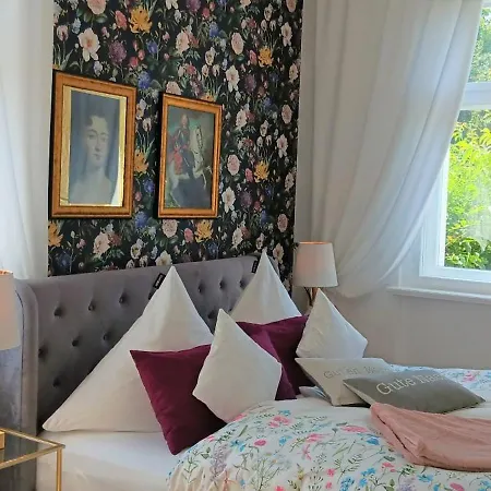 Villa Freia Dresden - Exklusive Ferienwohnung Zum Erholen & Entspannen * Dresden